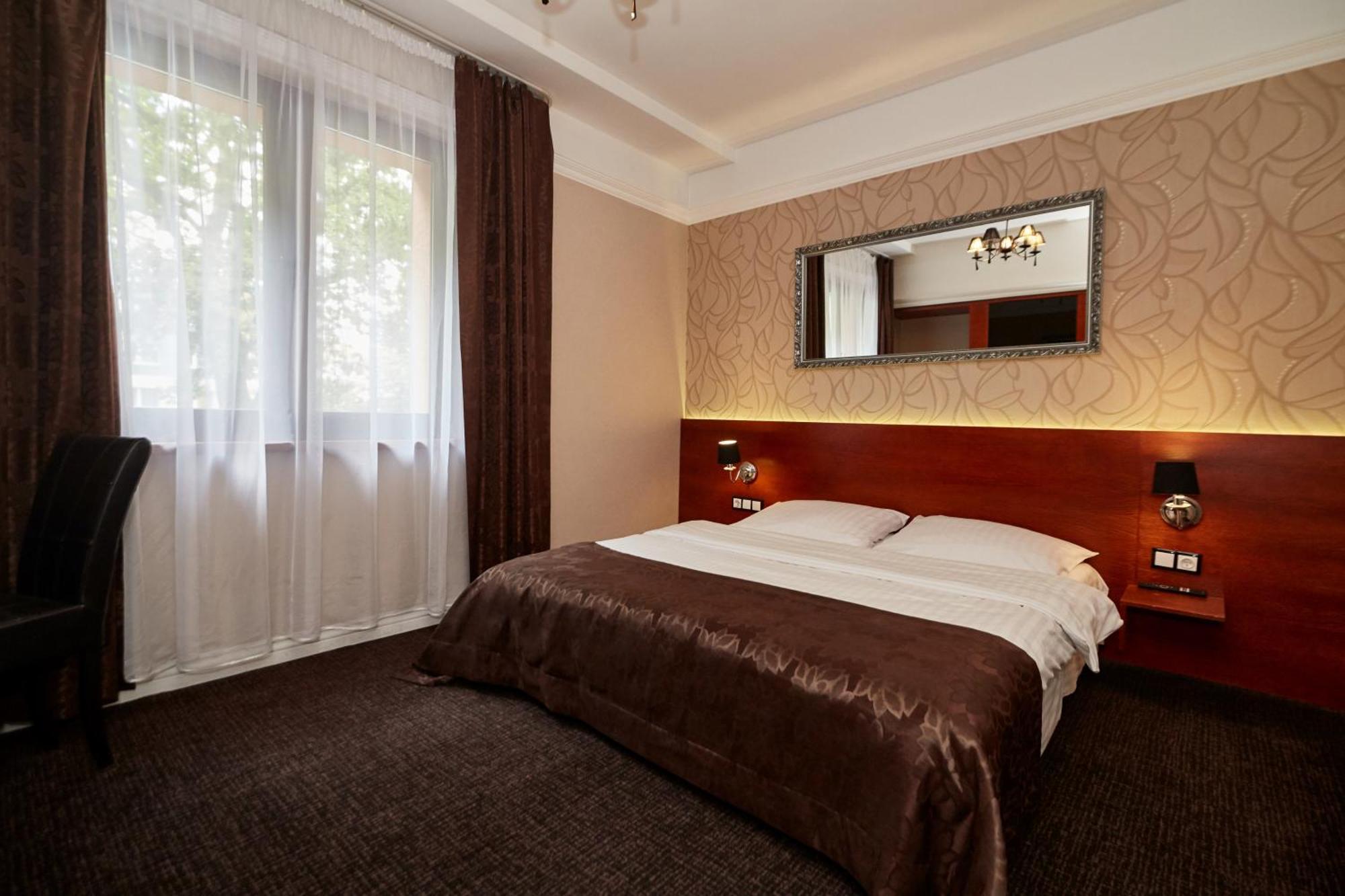 Hotel&Spa Kameleon Żory Exterior foto